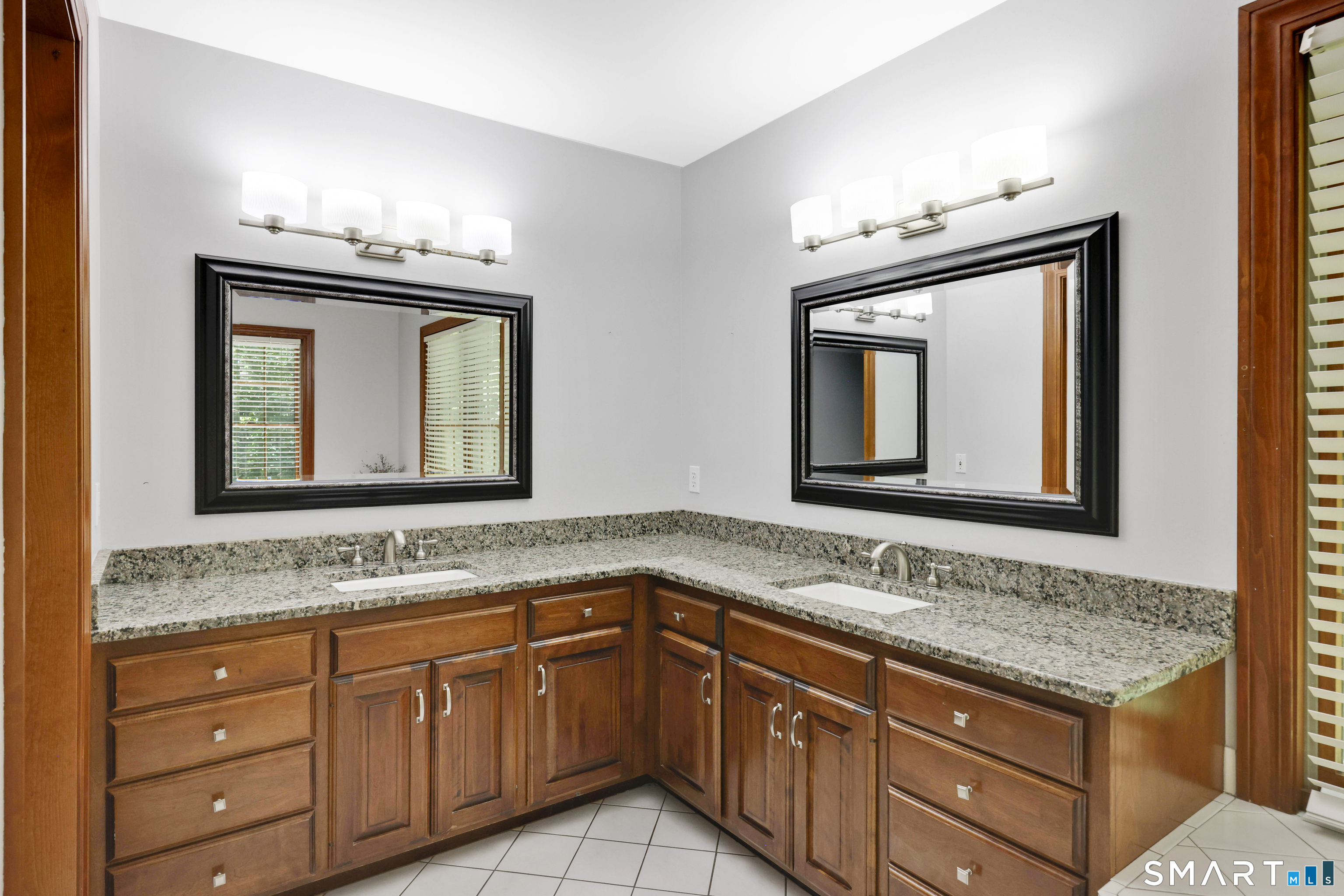 3 Eton Place Farmington CT 06032