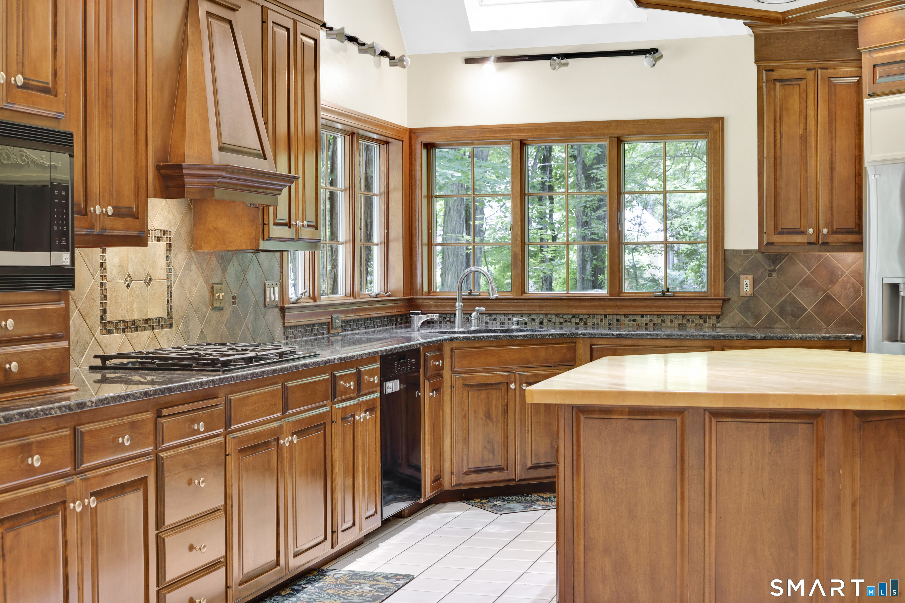 3 Eton Place Farmington CT 06032