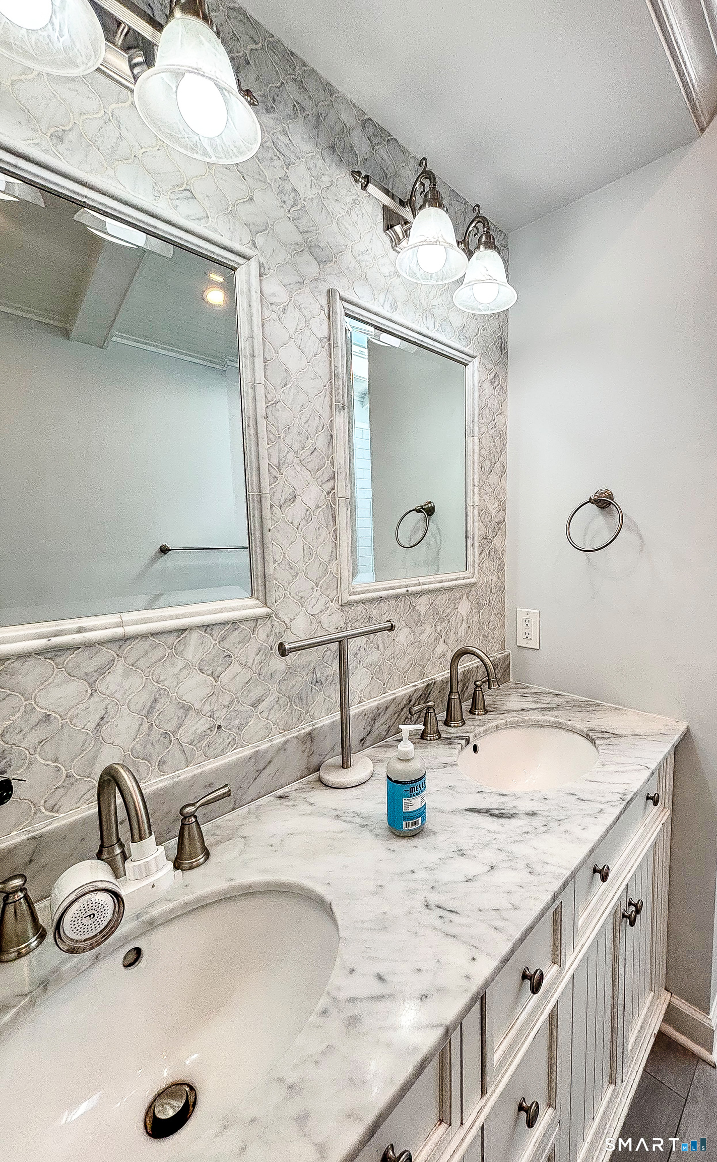 120 Pilgrim Drive Greenwich CT 06831