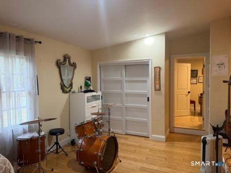 24 North Calvin Road Weston CT 06883