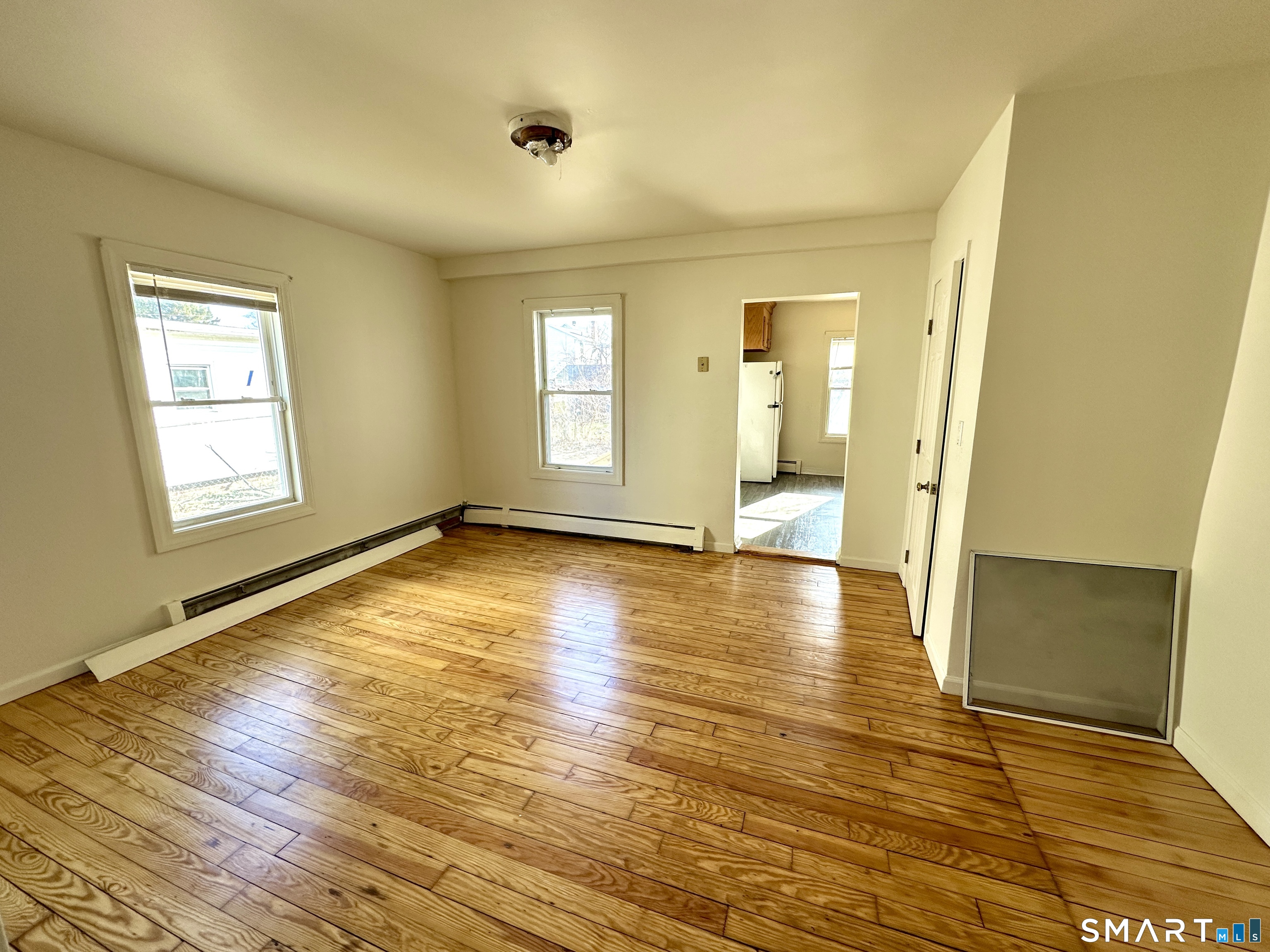 60 Tariff Street Enfield CT 06082