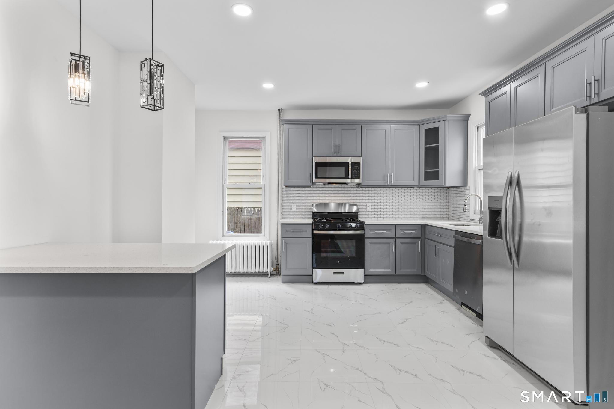 37 Johnson Street Waterbury CT 06710