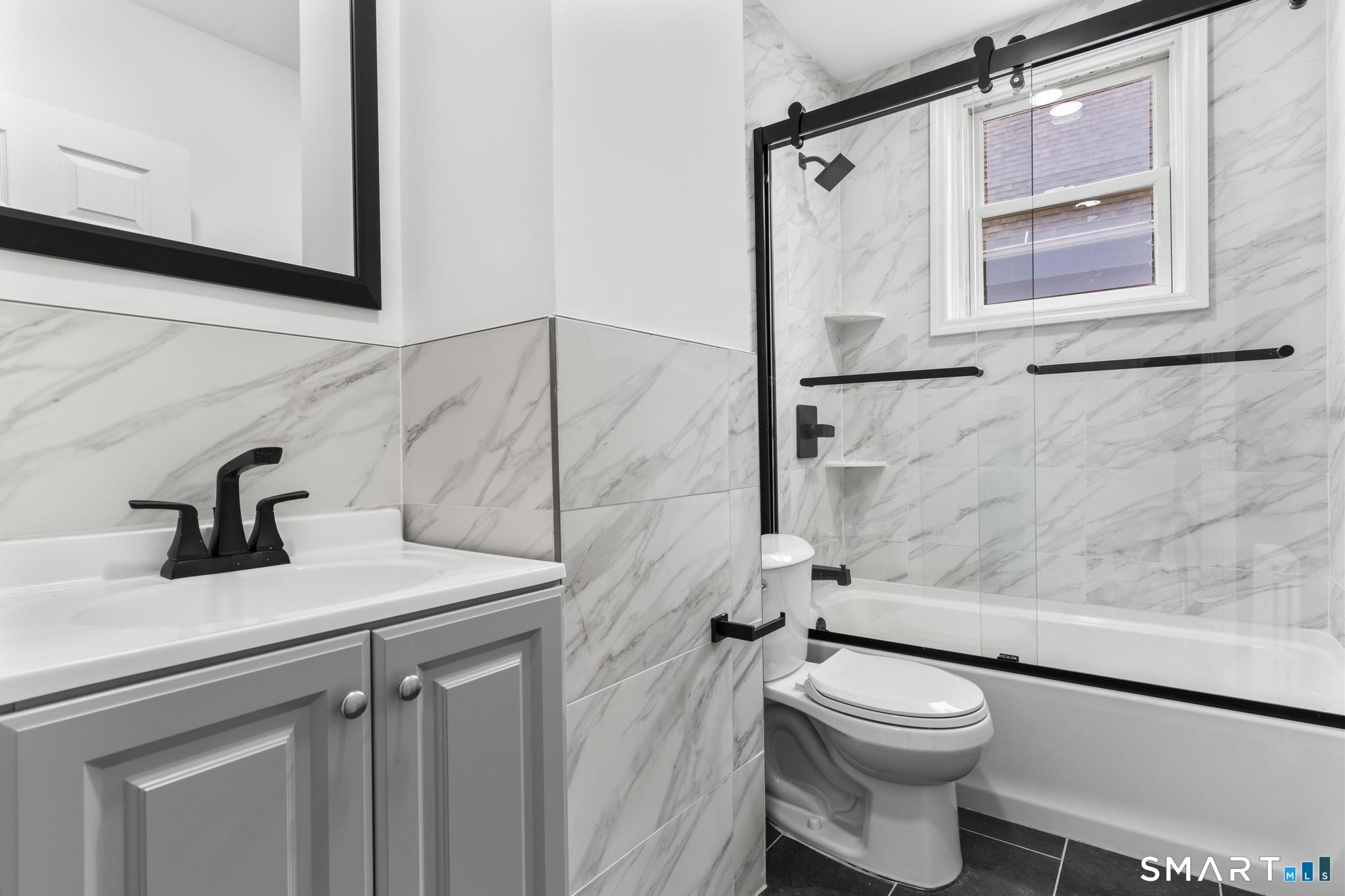 37 Johnson Street Waterbury CT 06710