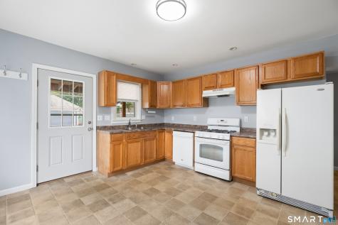 15 Summit Street Manchester CT 06040