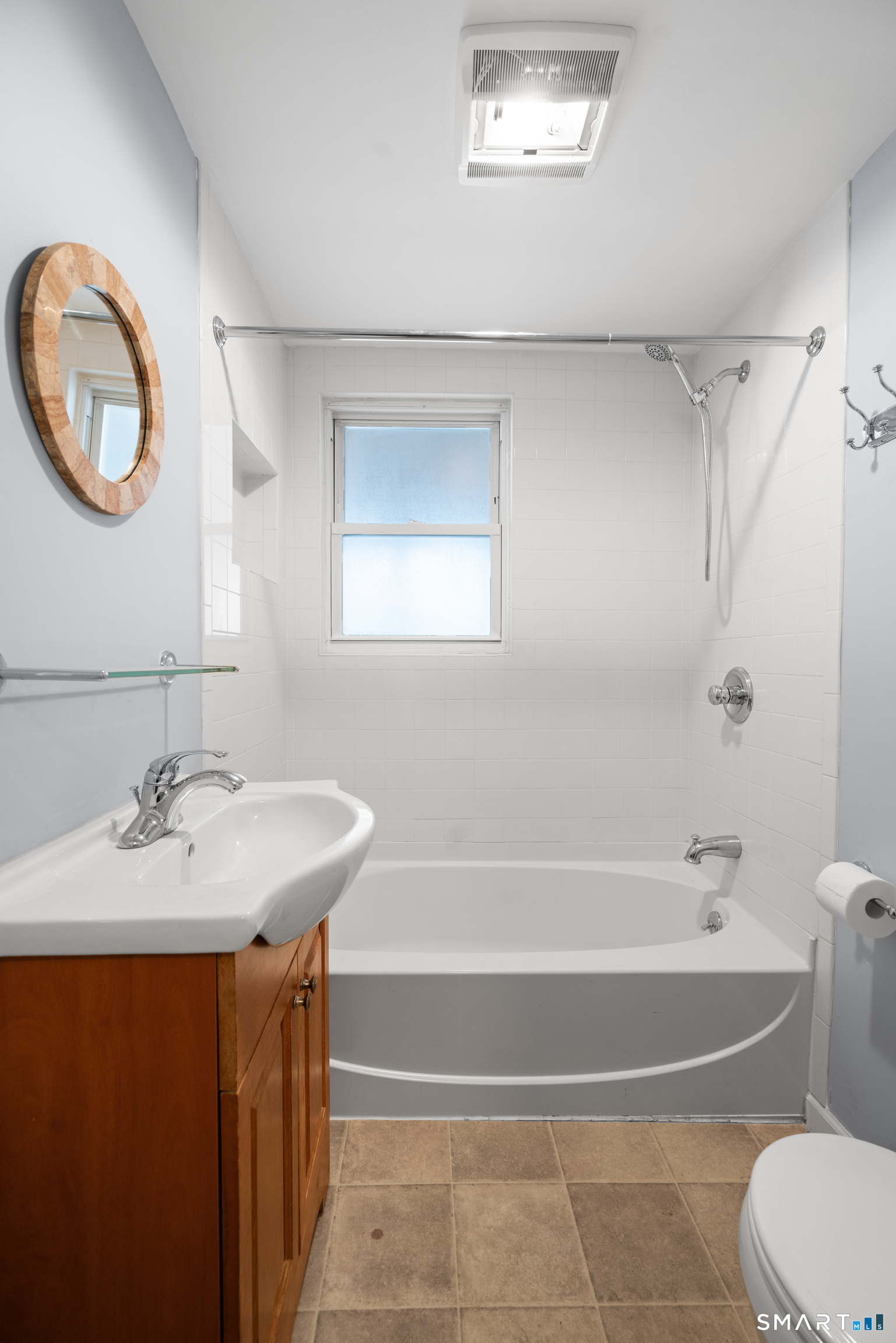 15 Summit Street Manchester CT 06040