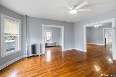 15 Summit Street Manchester CT 06040