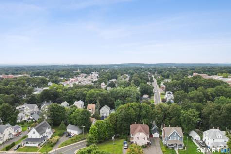 15 Summit Street Manchester CT 06040