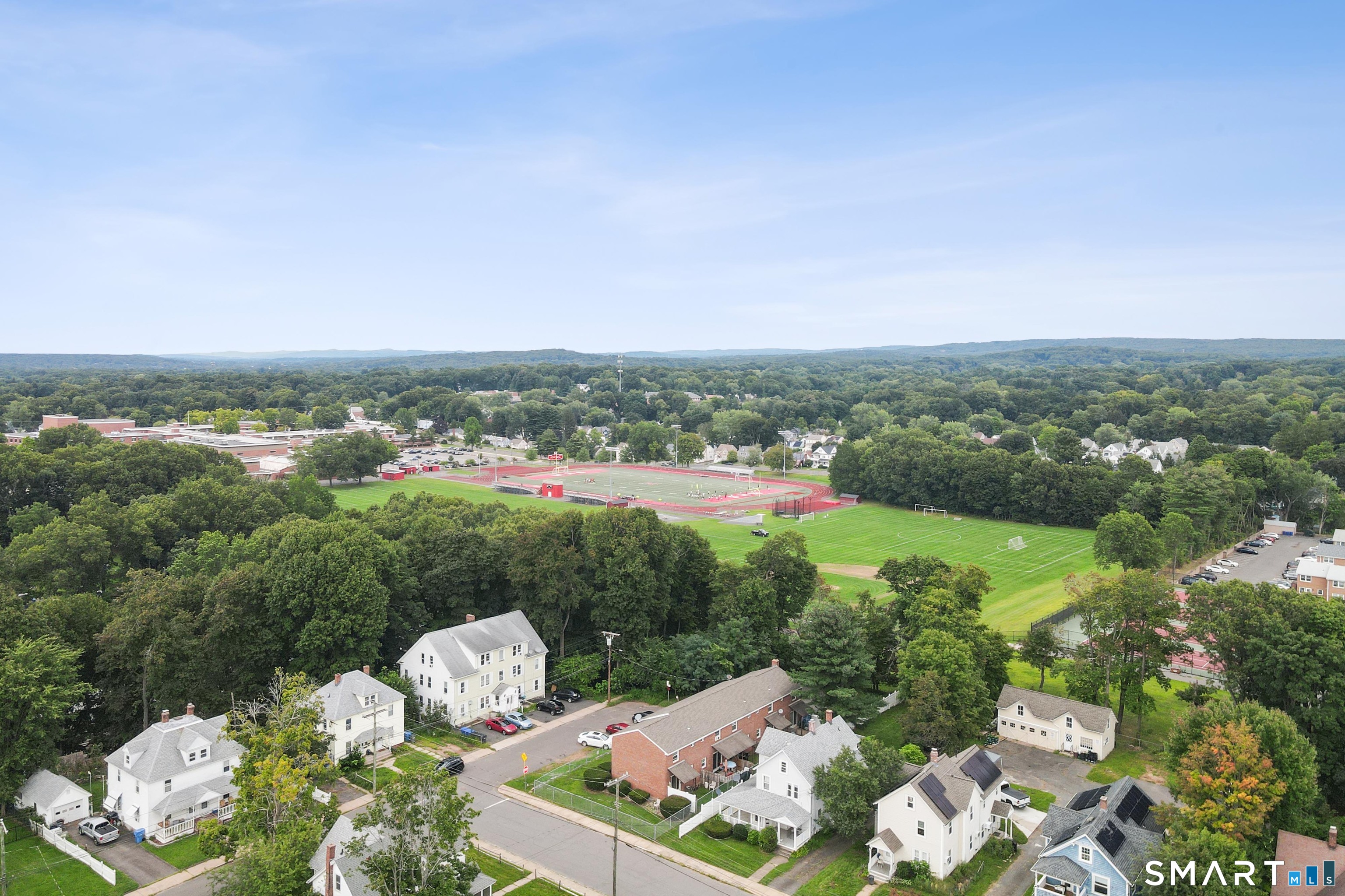 15 Summit Street Manchester CT 06040