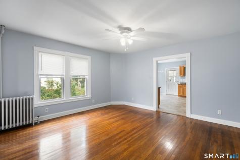 15 Summit Street Manchester CT 06040