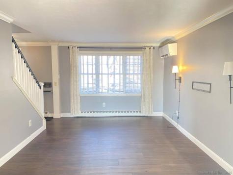 10 Fleetwood Drive Danbury CT 06810