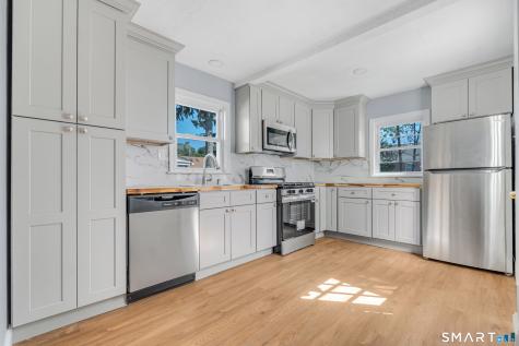 54 Fleet Street Bridgeport CT 06606