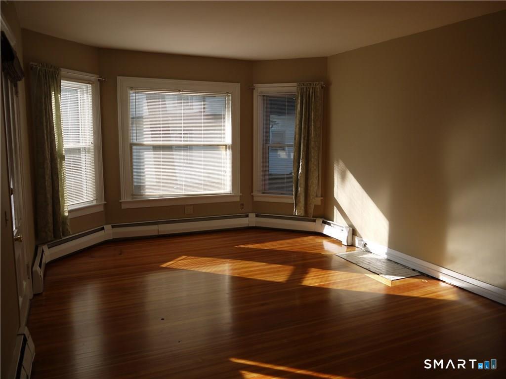 32 West Street New Milford CT 06776