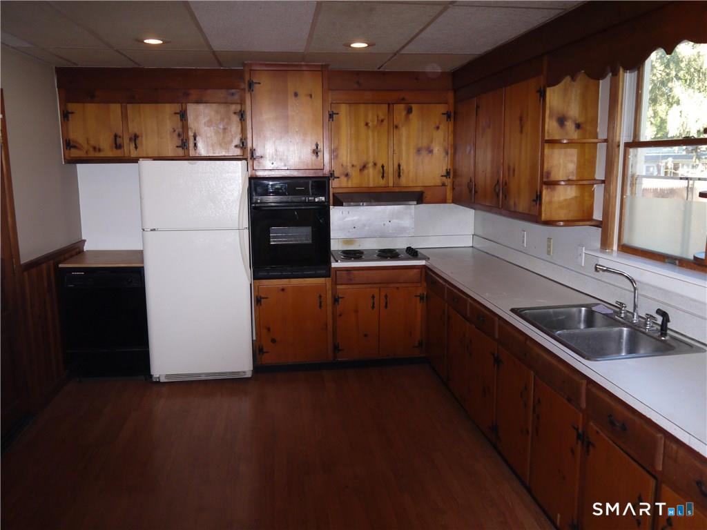 32 West Street New Milford CT 06776