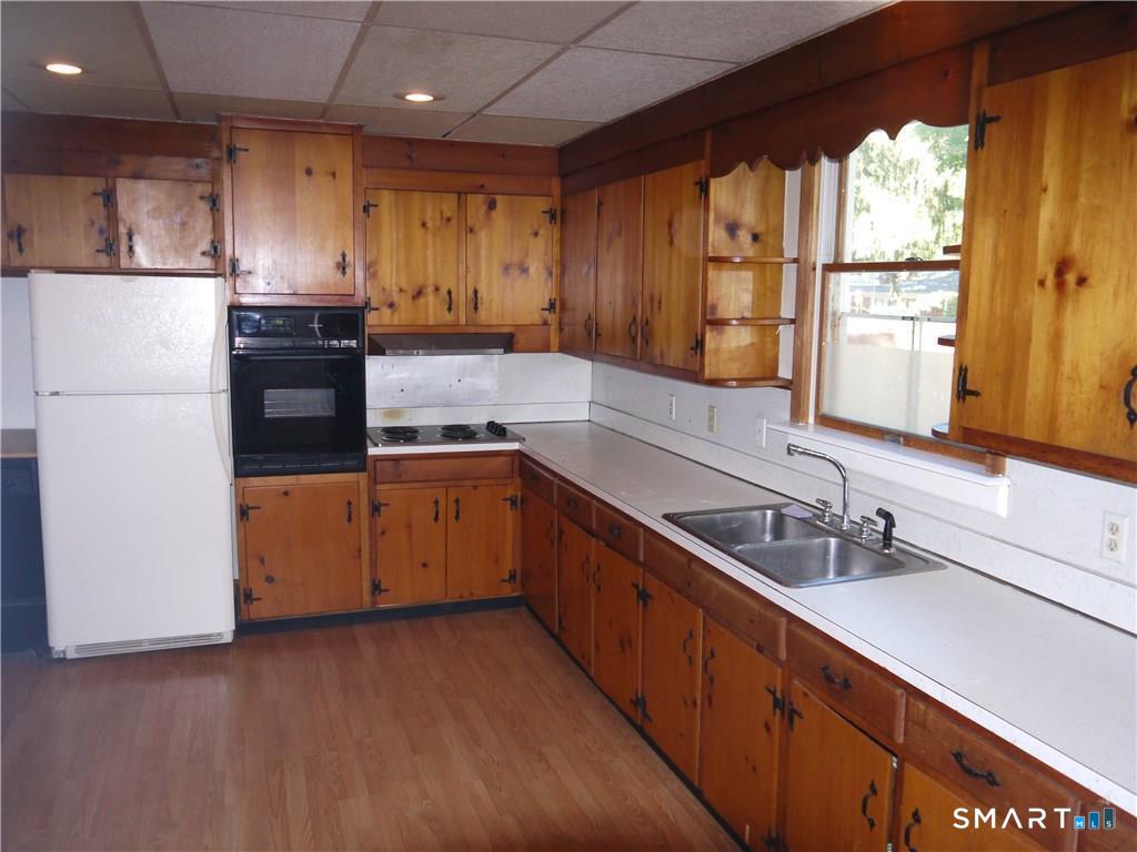 32 West Street New Milford CT 06776