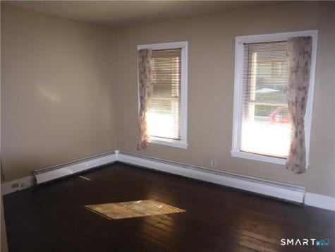 32 West Street New Milford CT 06776