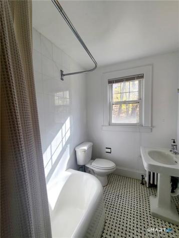 32 Horseshoe Road Wilton CT 06897