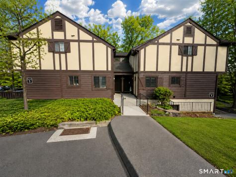 9 Tara Drive Brookfield CT 06804
