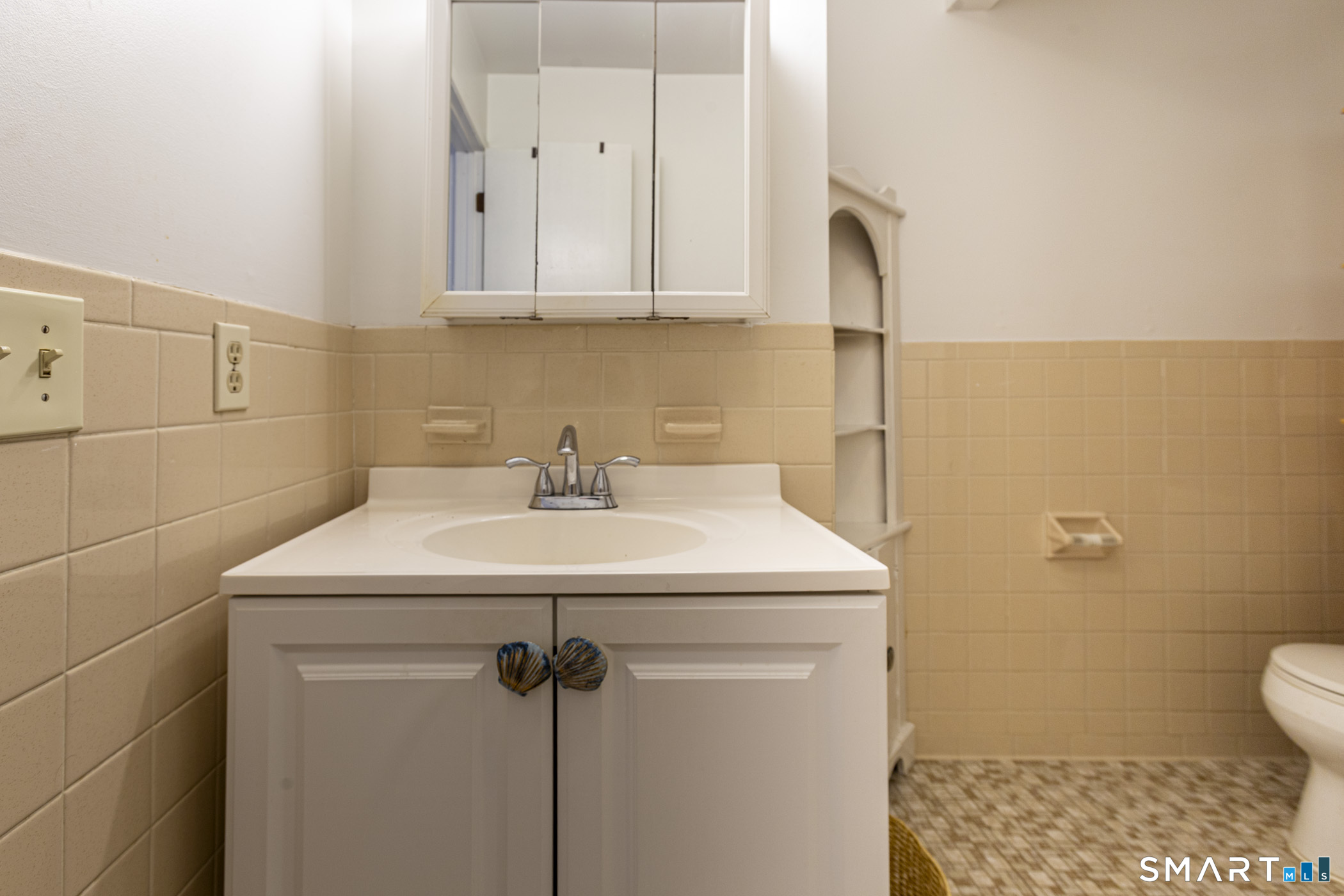 60 Overlook Avenue Fairfield CT 06824