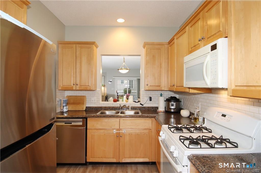 39 Ives Street Hamden CT 06518