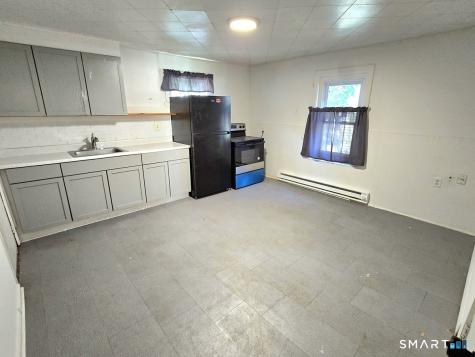 33 Olive Street Meriden CT 06450