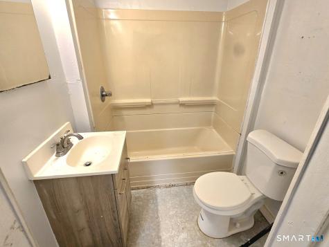 33 Olive Street Meriden CT 06450