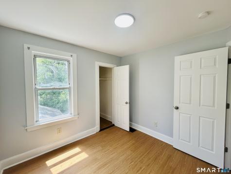 207 East Main Street Middletown CT 06457