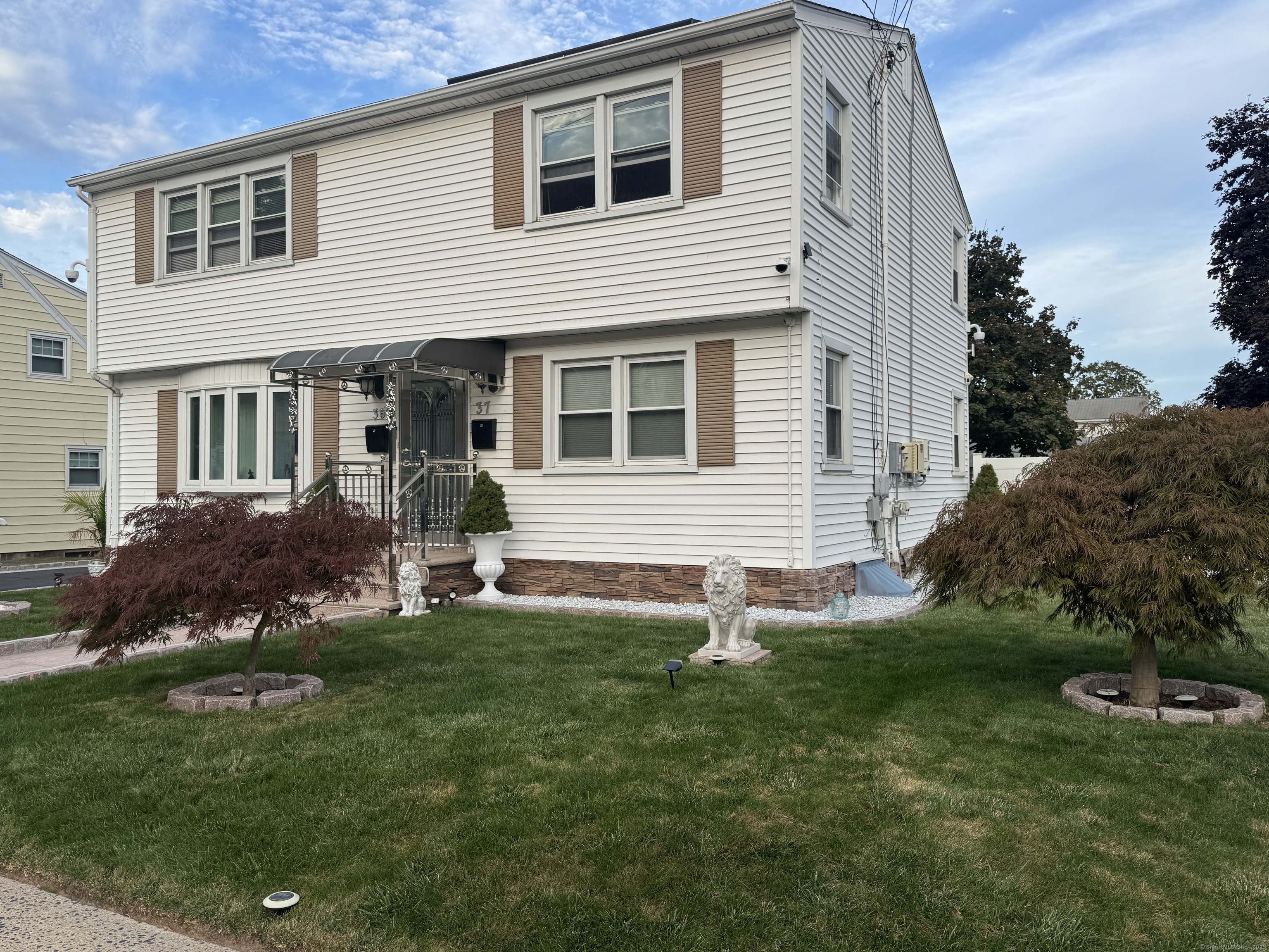 37 Elizabeth Ann Drive New Haven CT 06512