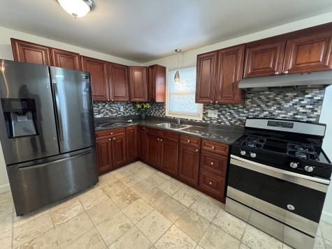 37 Elizabeth Ann Drive New Haven CT 06512