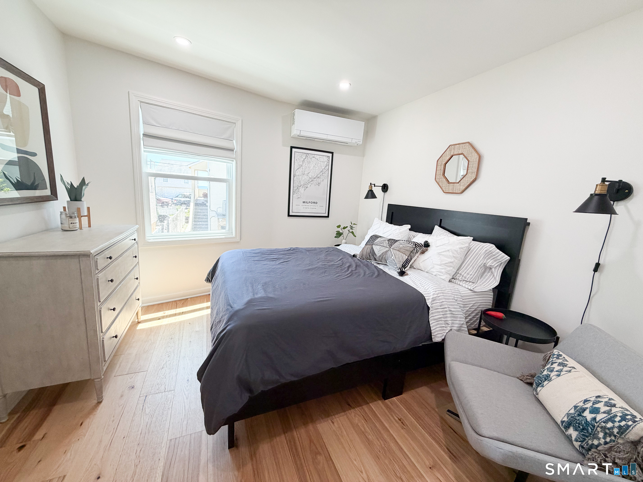 9 Hanover Street Milford CT 06460