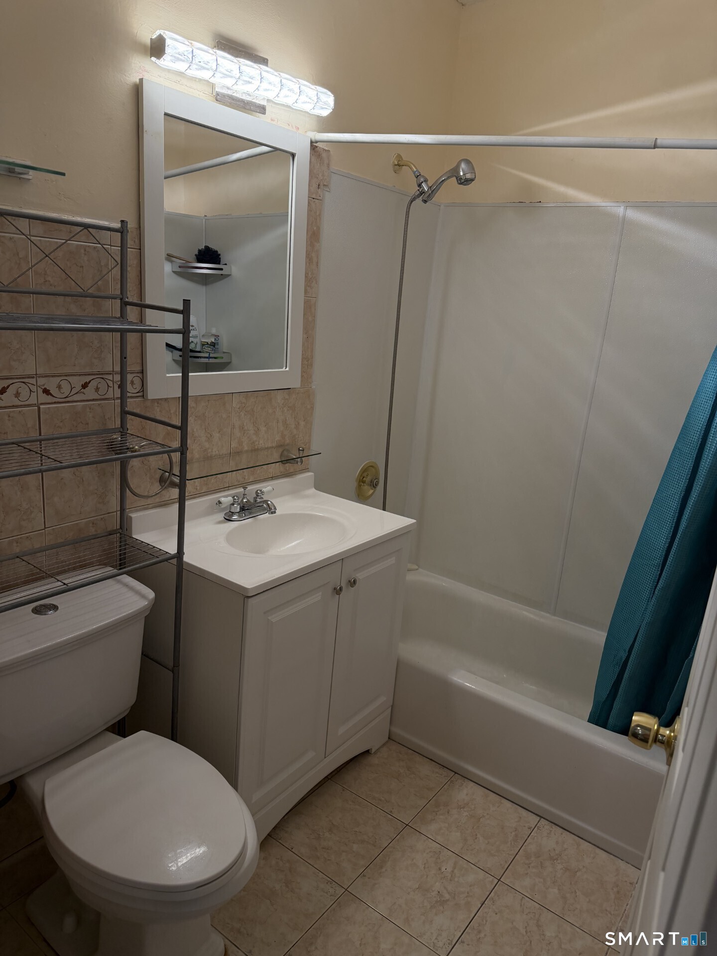 452 Hillside Avenue Hartford CT 06106