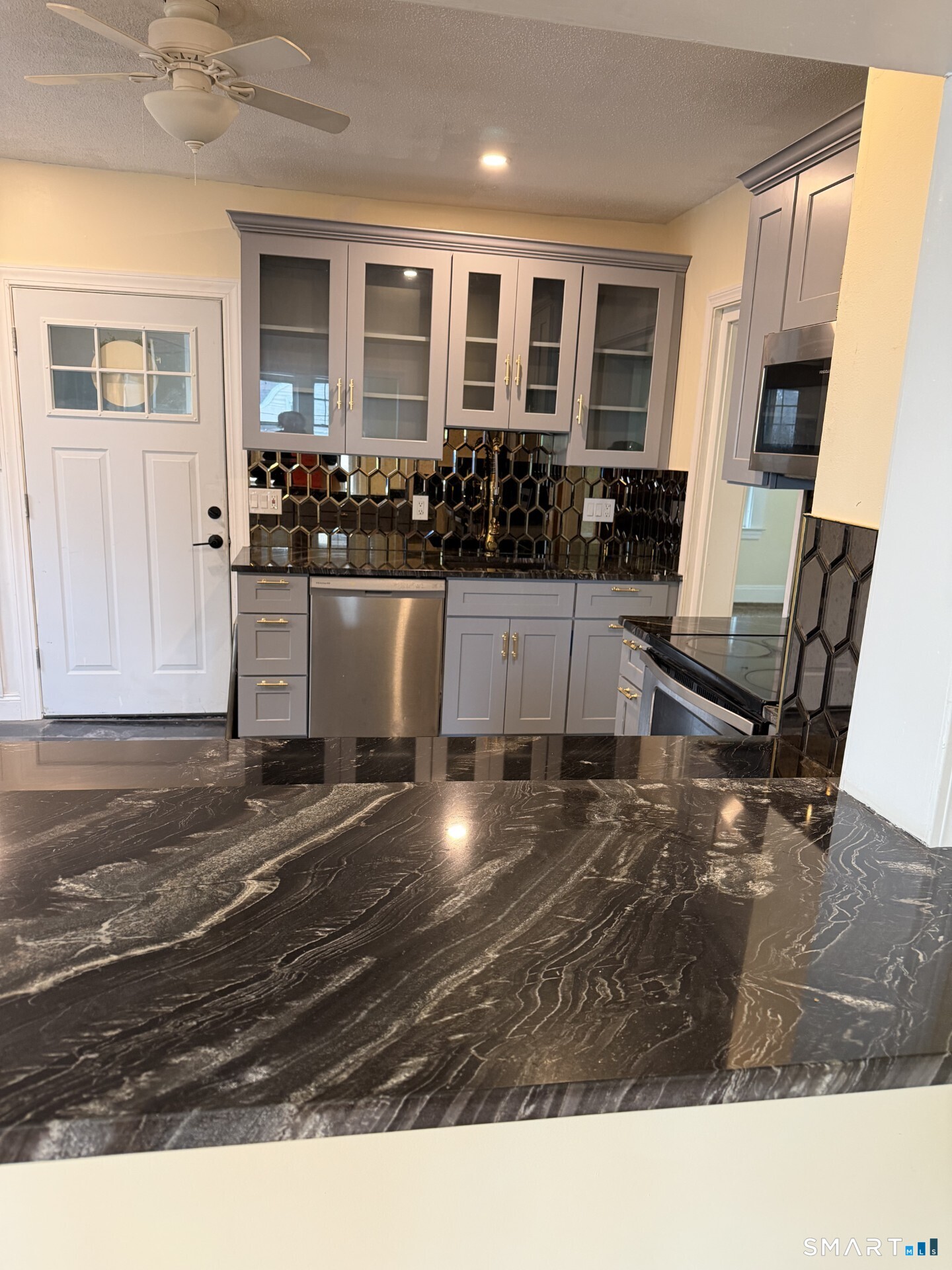 452 Hillside Avenue Hartford CT 06106