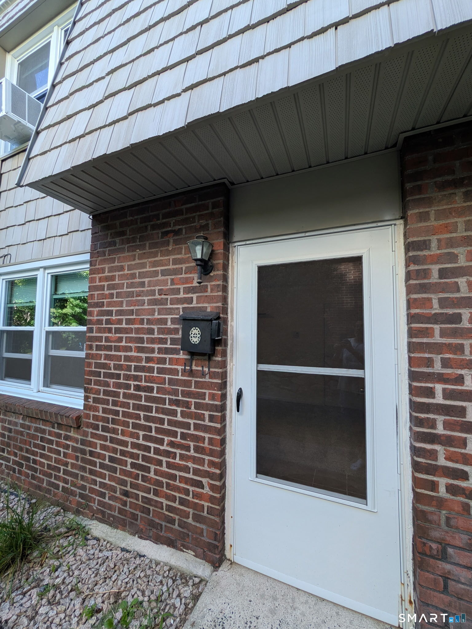 61 Dover Court Branford CT 06405