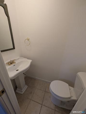 61 Dover Court Branford CT 06405