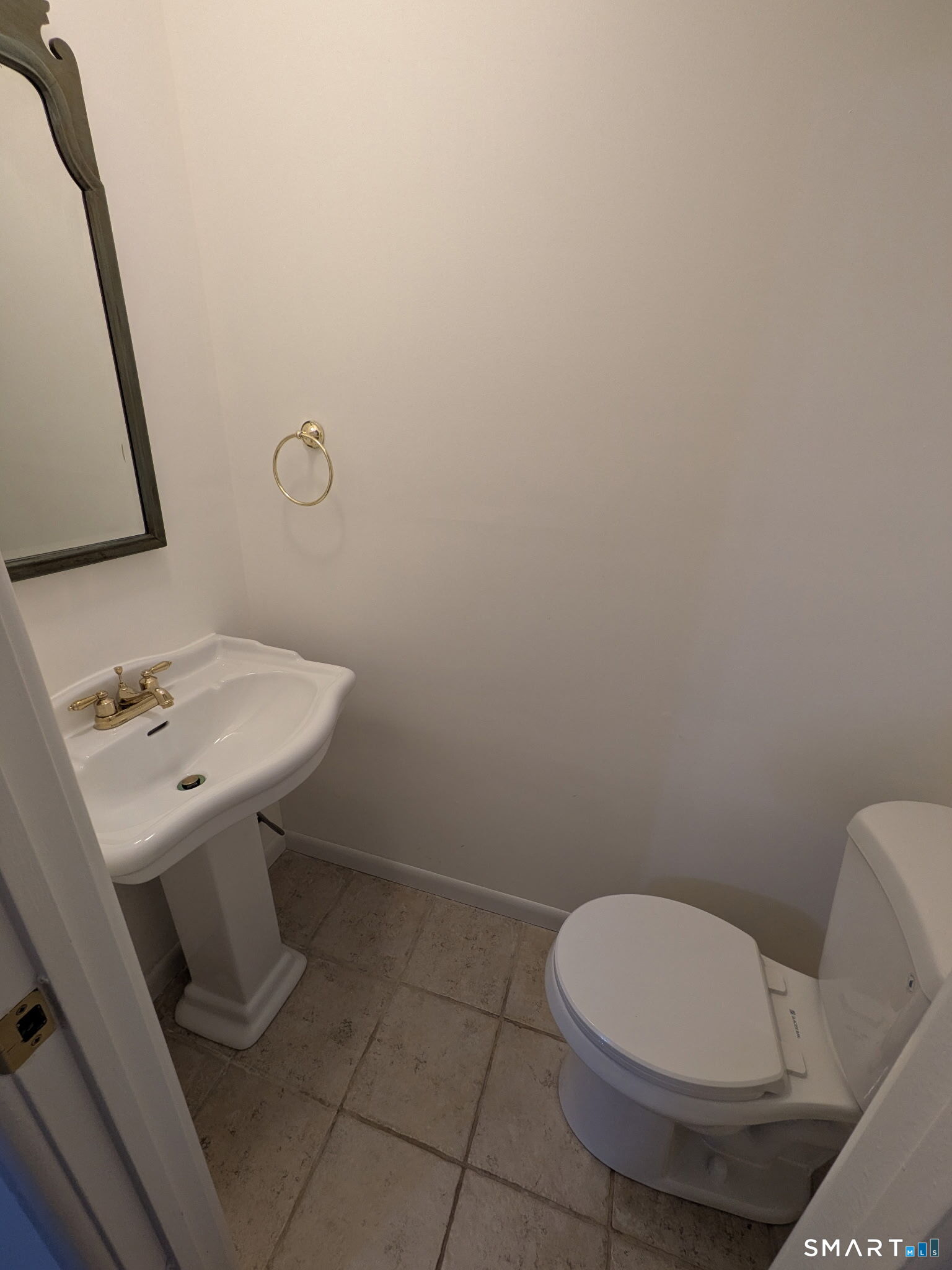 61 Dover Court Branford CT 06405