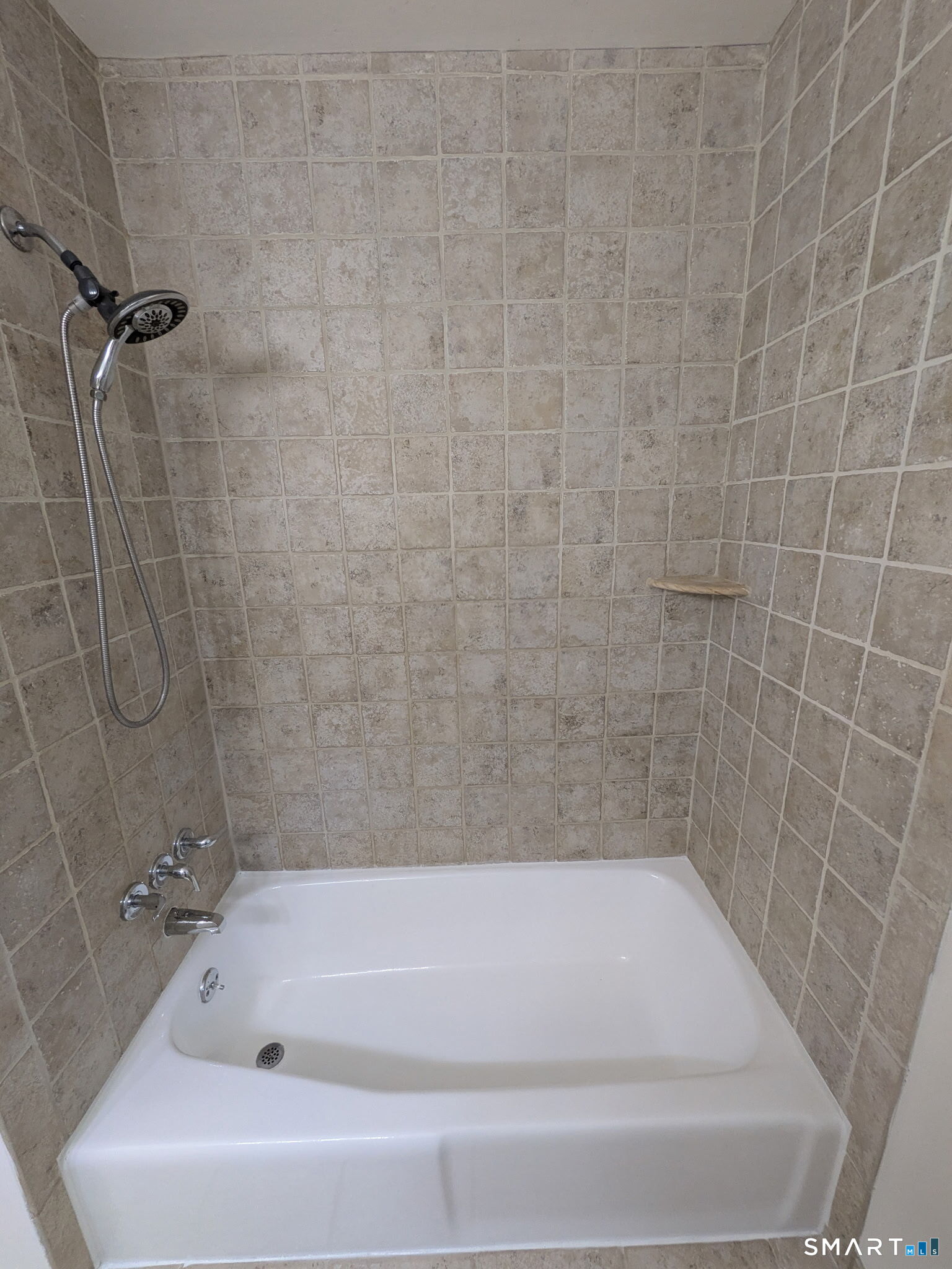 61 Dover Court Branford CT 06405