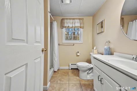15 Indian Hill Lane Newtown CT 06482