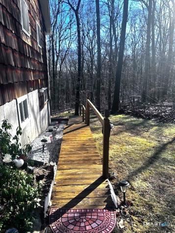 15 Indian Hill Lane Newtown CT 06482