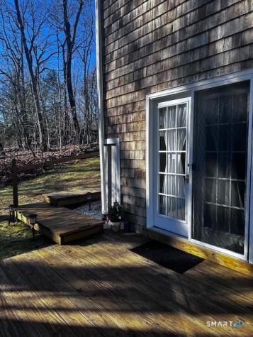 15 Indian Hill Lane Newtown CT 06482