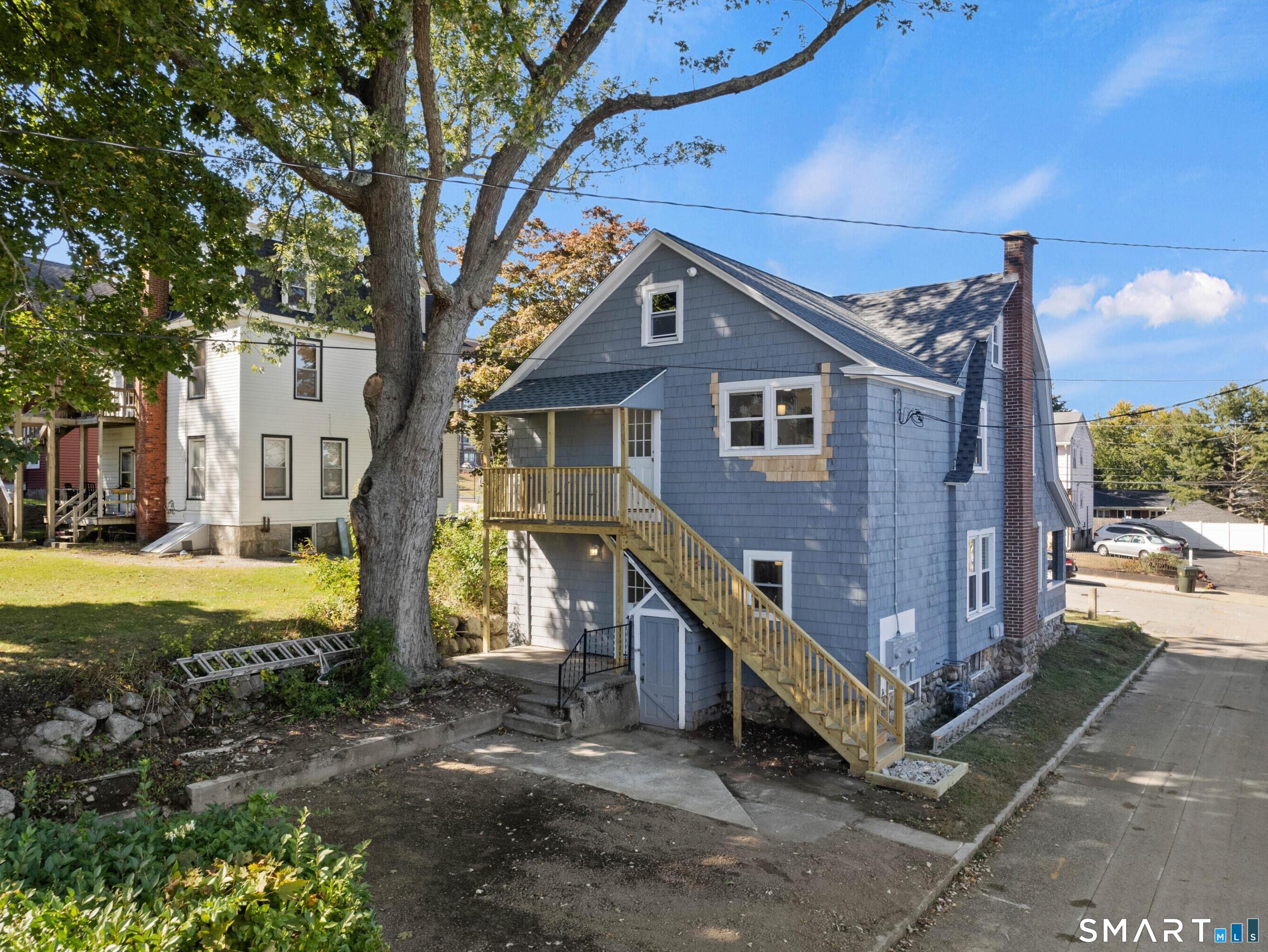 16 School Street New London CT 06320