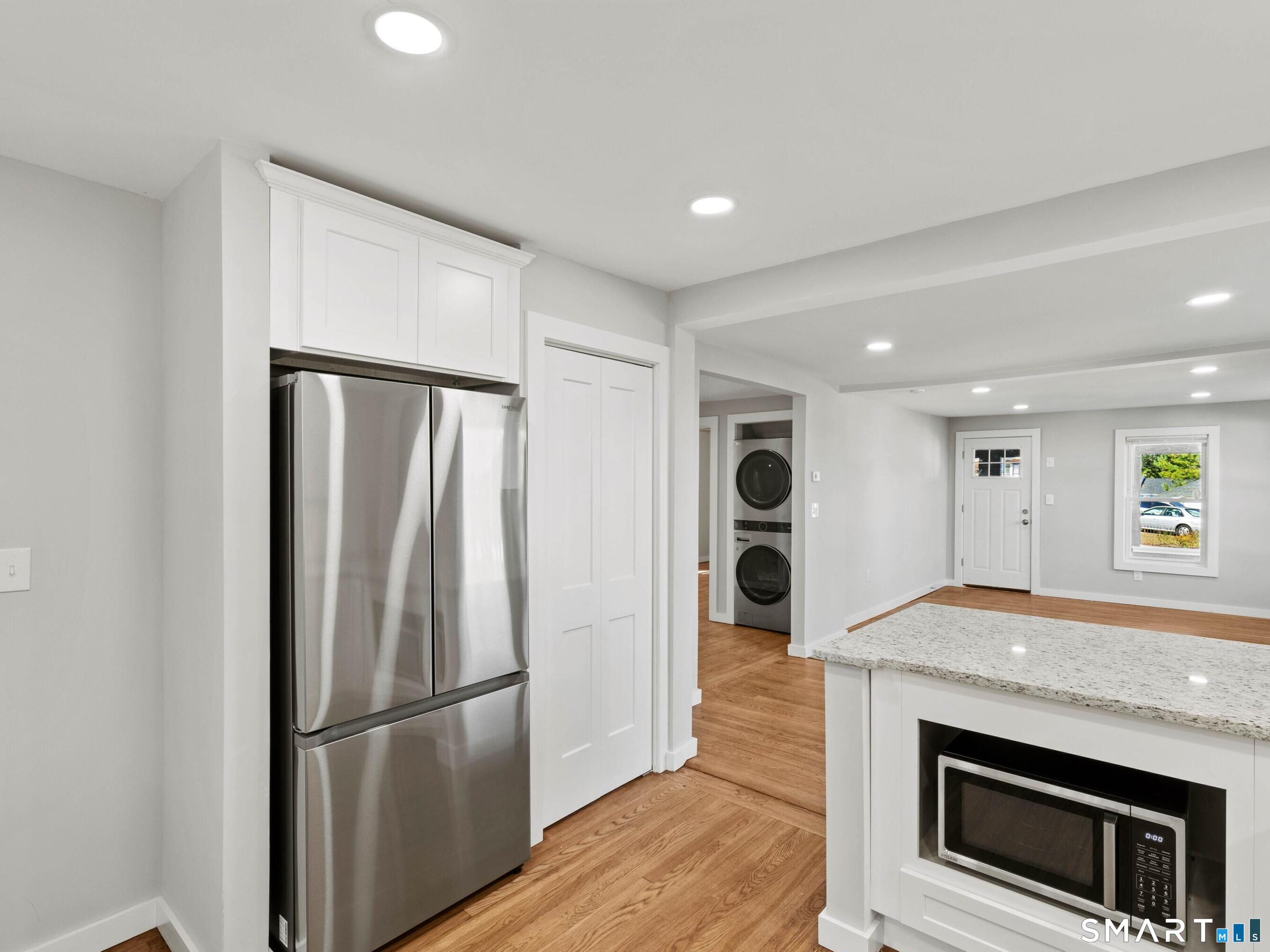 16 School Street New London CT 06320