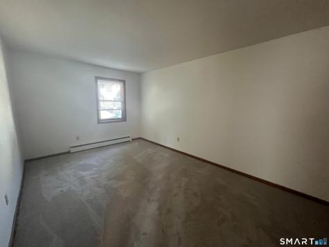 31 Divinity Street Bristol CT 06010