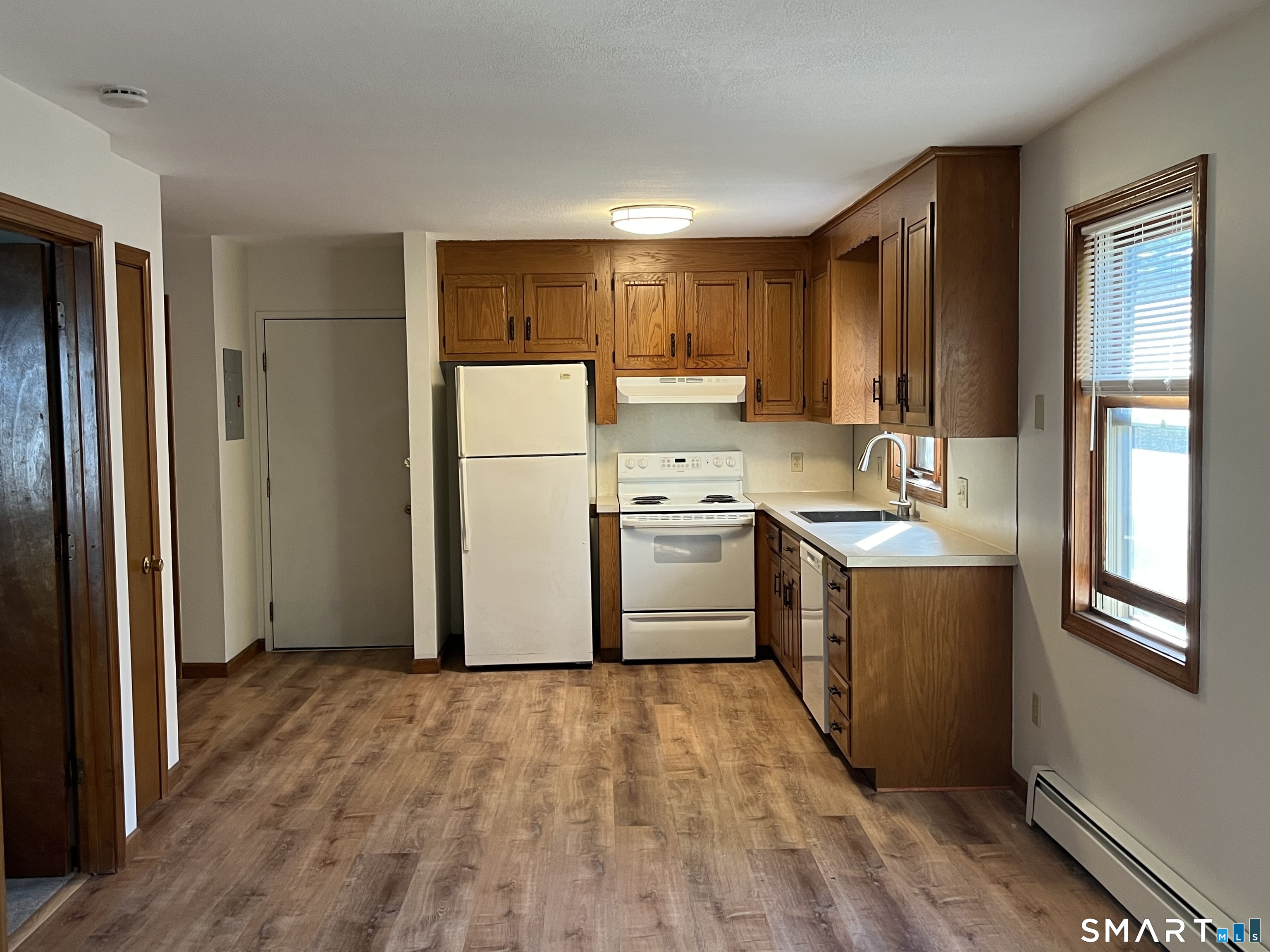 31 Divinity Street Bristol CT 06010
