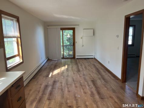 31 Divinity Street Bristol CT 06010
