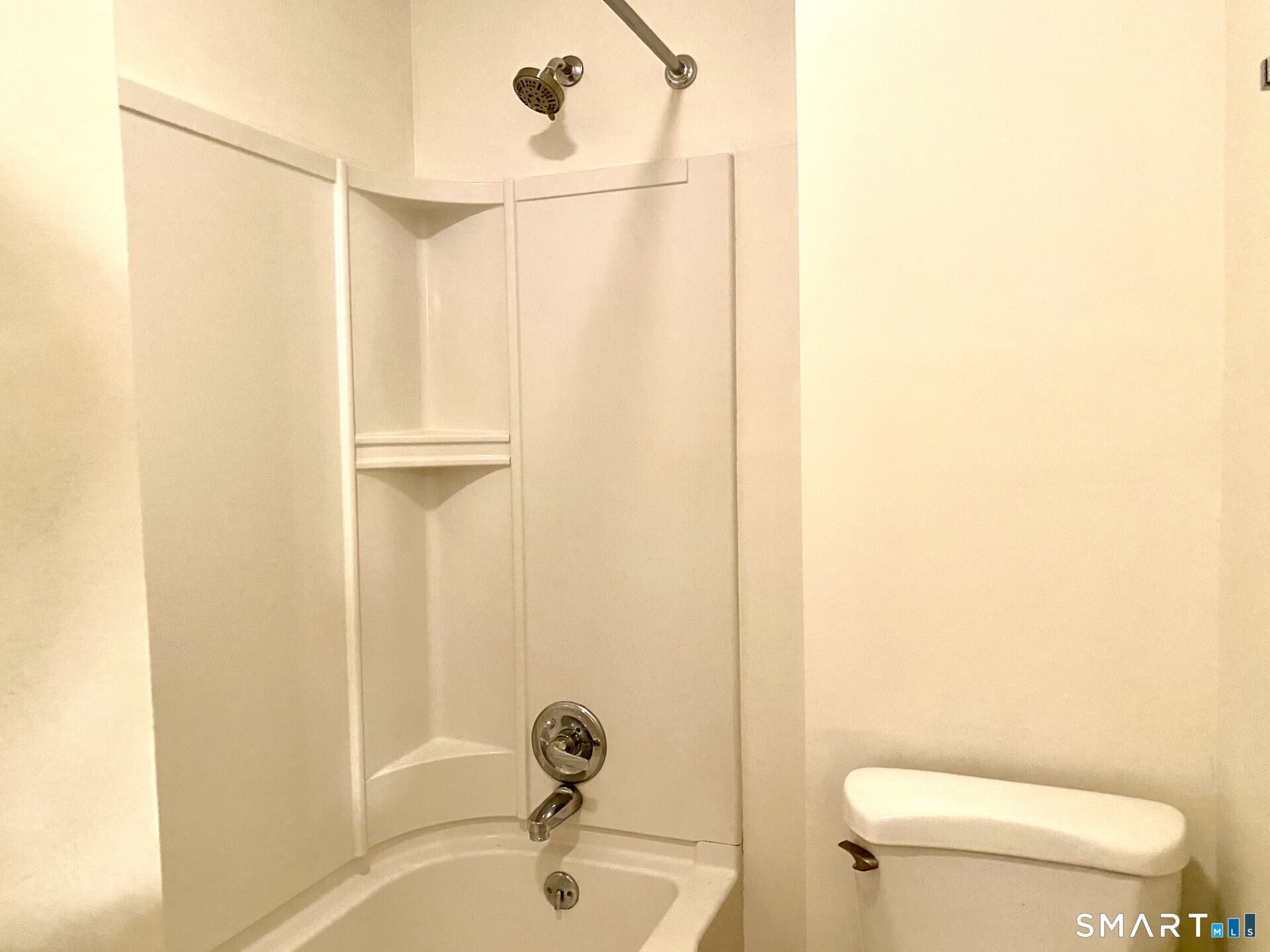 33 Smith Street New Britain CT 06053