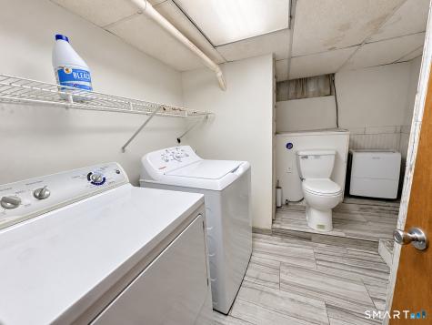 112 Ochsner Place Bridgeport CT 06606