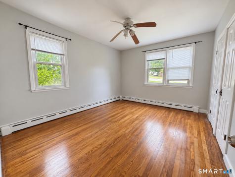 112 Ochsner Place Bridgeport CT 06606