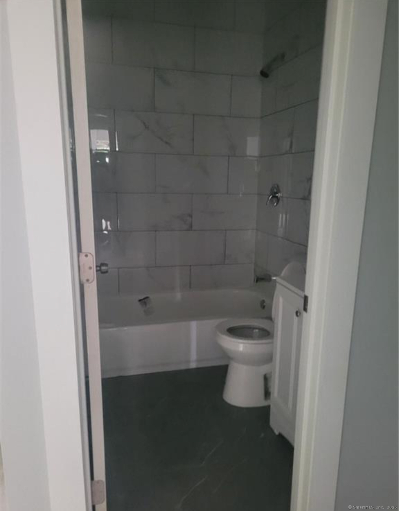 286 Gregory Street Bridgeport CT 06604
