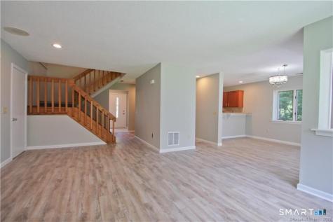 216 East Bass Lane Suffield CT 06078