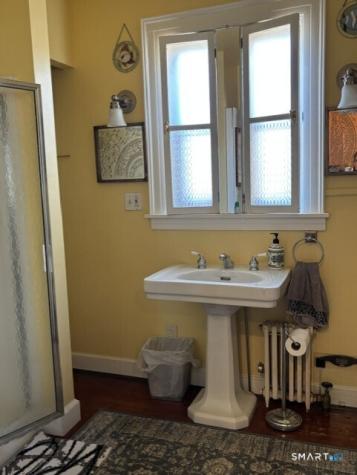 519 Montauk Avenue New London CT 06320