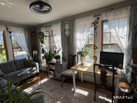 519 Montauk Avenue New London CT 06320